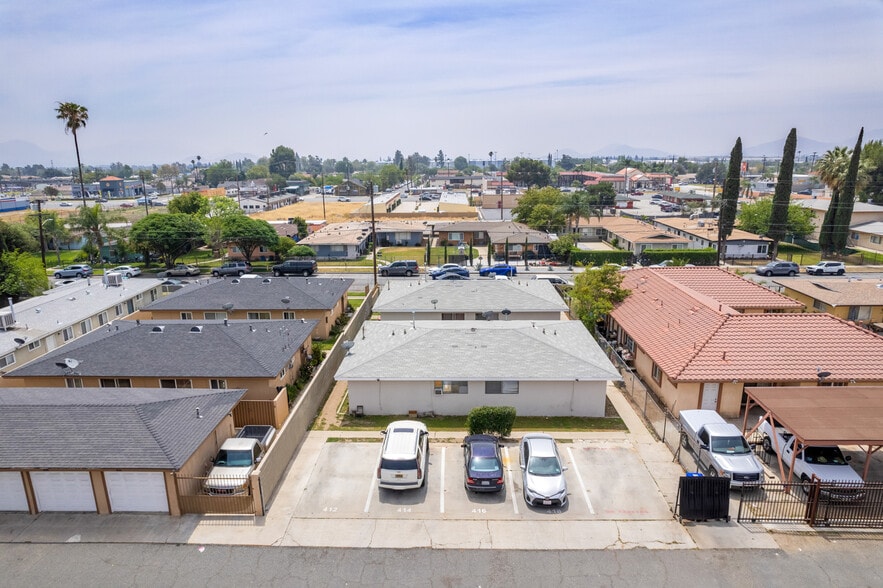 412 W Ramona Dr, Rialto, CA for sale - Building Photo - Image 3 of 23