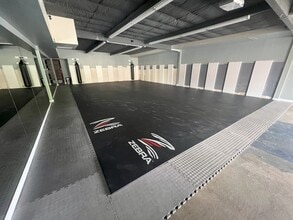 25351-25461 Alicia Pky, Laguna Hills, CA à louer Photo intérieure- Image 2 de 11