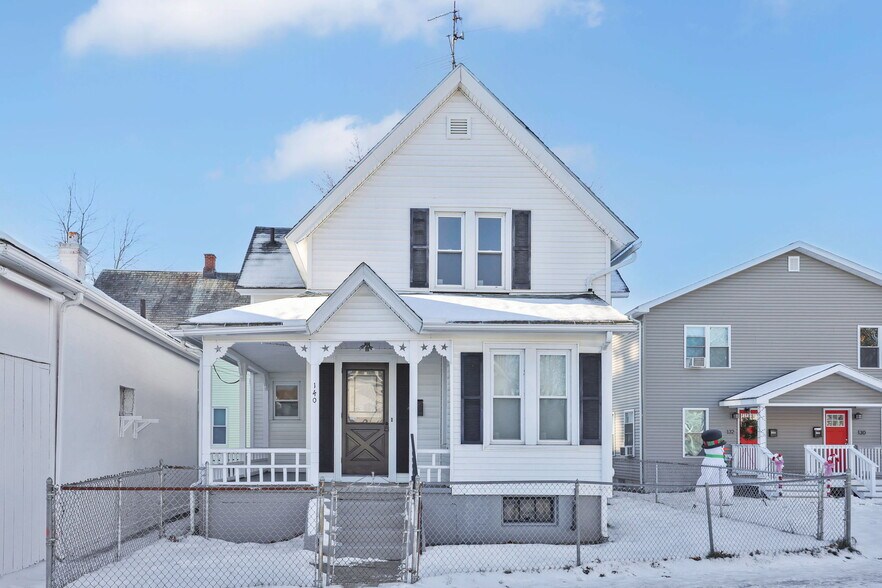 142 Dickinson St, Springfield, MA à vendre - Photo du bâtiment - Image 2 de 45