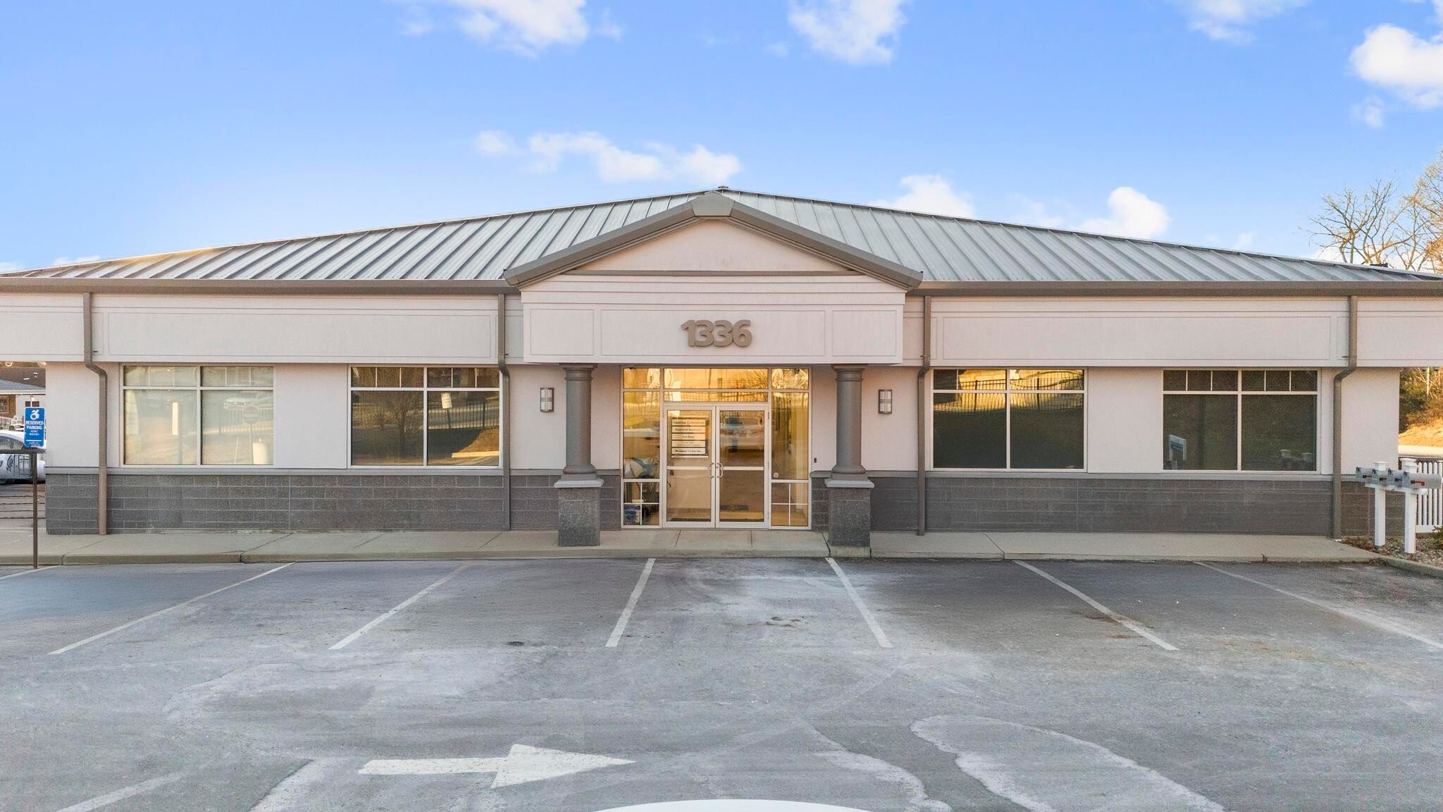 1336 E Main St, Meriden, CT for lease Building Photo- Image 1 of 24