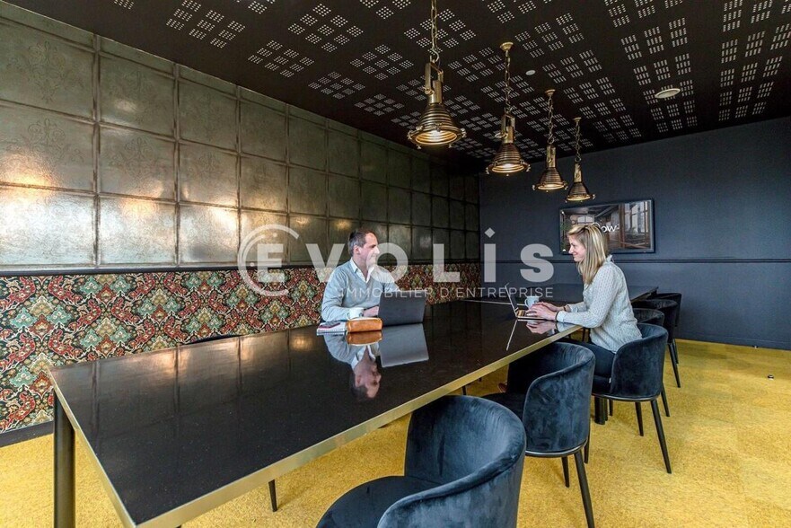 Bureau dans Saint-Denis à louer - Photo intérieure - Image 1 de 8
