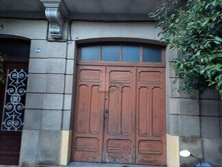 Plus de détails pour Multi-résidentiel à vendre