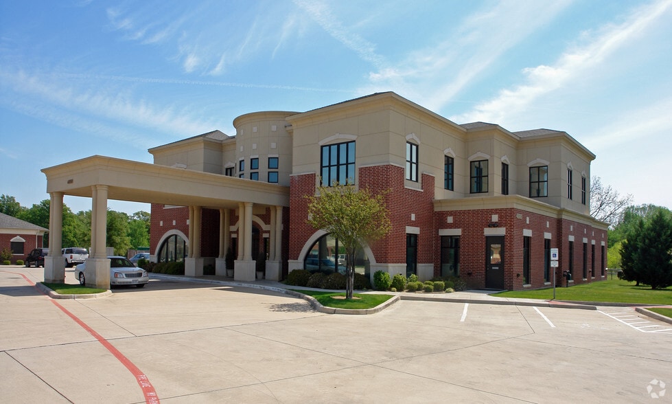 4880 Long Prairie Rd, Flower Mound, TX for lease - Primary Photo - Image 1 of 20