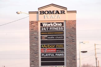 More details for 826-892 S State St, Greenfield, IN - Retail for Lease