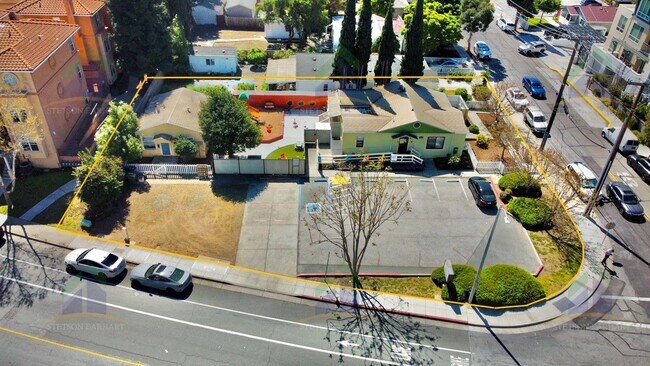 Plus de détails pour 404 E Evelyn Ave, Sunnyvale, CA - Commerce de détail à vendre