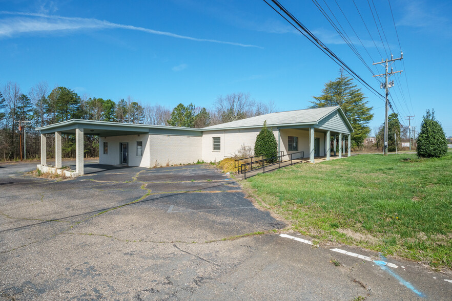 16601 Old Statesville Rd, Huntersville, NC à vendre - Photo du bâtiment - Image 2 de 20