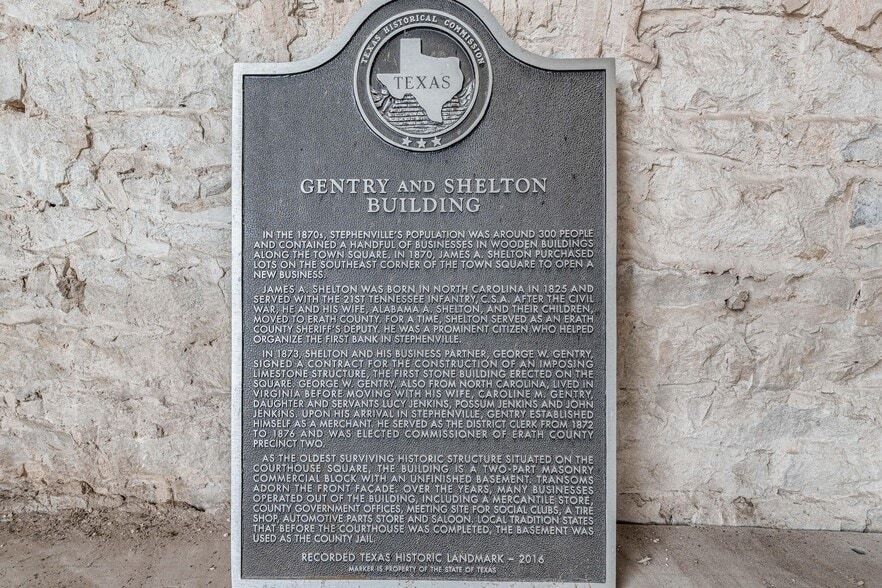 104 E College St, Stephenville, TX for sale - Building Photo - Image 3 of 40