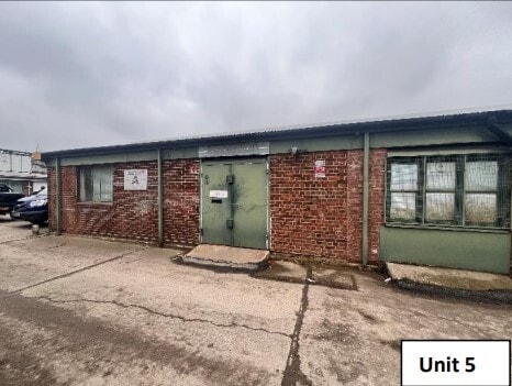 Crabtree Manorway S, Belvedere for lease Building Photo- Image 1 of 2