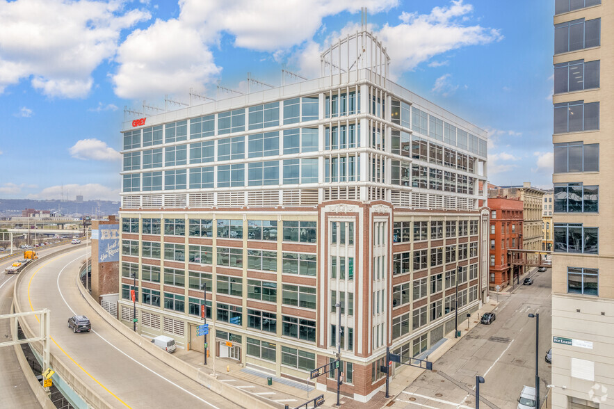 302 W 3rd St, Cincinnati, OH for lease - Building Photo - Image 1 of 6