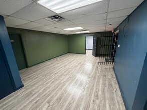 9901-9927 Harwin Dr, Houston, TX for lease Interior Photo- Image 1 of 5