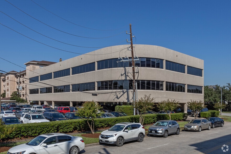 2201 W Holcombe Blvd, Houston, TX for lease - Building Photo - Image 2 of 9