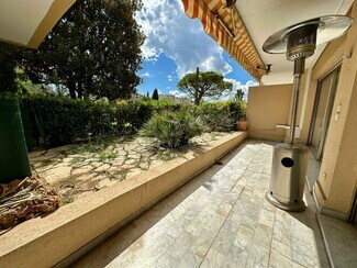 More details for 26 Boulevard Gambetta, Le Cannet - Office for Sale