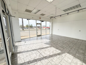 140 S Midwest Blvd, Oklahoma City, OK for lease Building Photo- Image 2 of 5