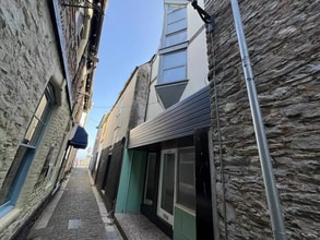 2 The Strand, Brixham for lease Building Photo- Image 2 of 5