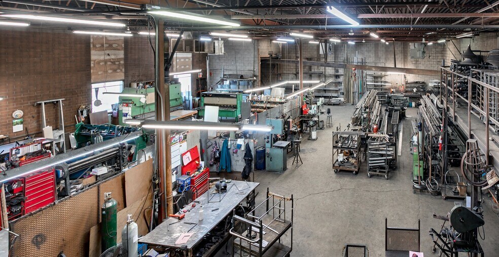 3003 11 St SE, Calgary, AB à vendre - Photo intérieure - Image 3 de 4