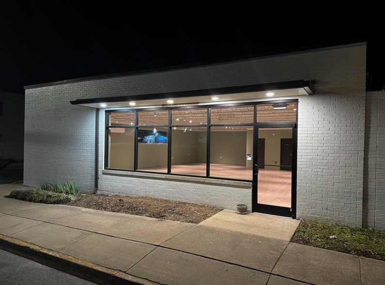 411 W Main St, Gray Court, SC for lease - Primary Photo - Image 1 of 1