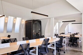 9 Rue Des Filles Saint-Thomas, Paris for lease Building Photo- Image 1 of 4