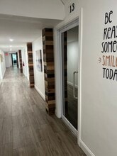 3390 Kori Rd, Jacksonville, FL à louer Photo intérieure- Image 2 de 8