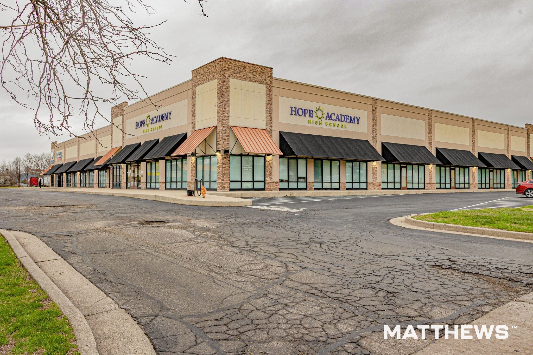 3919 Madison Ave, Indianapolis, IN à vendre Photo principale- Image 1 de 5