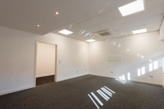 1 Arthur St, Greenock for lease Interior Photo- Image 1 of 17