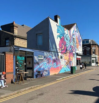 More details for 76 St. Mary Rd, London - Retail for Sale