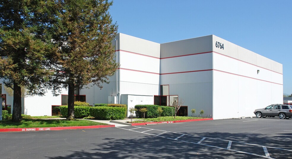 6764 Preston Ave, Livermore, CA for lease - Building Photo - Image 2 of 9