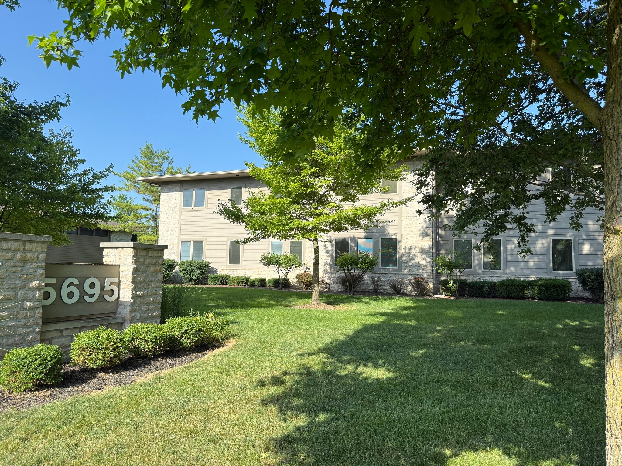 5695 Avery Rd, Dublin, OH à louer Photo du bâtiment- Image 1 de 14