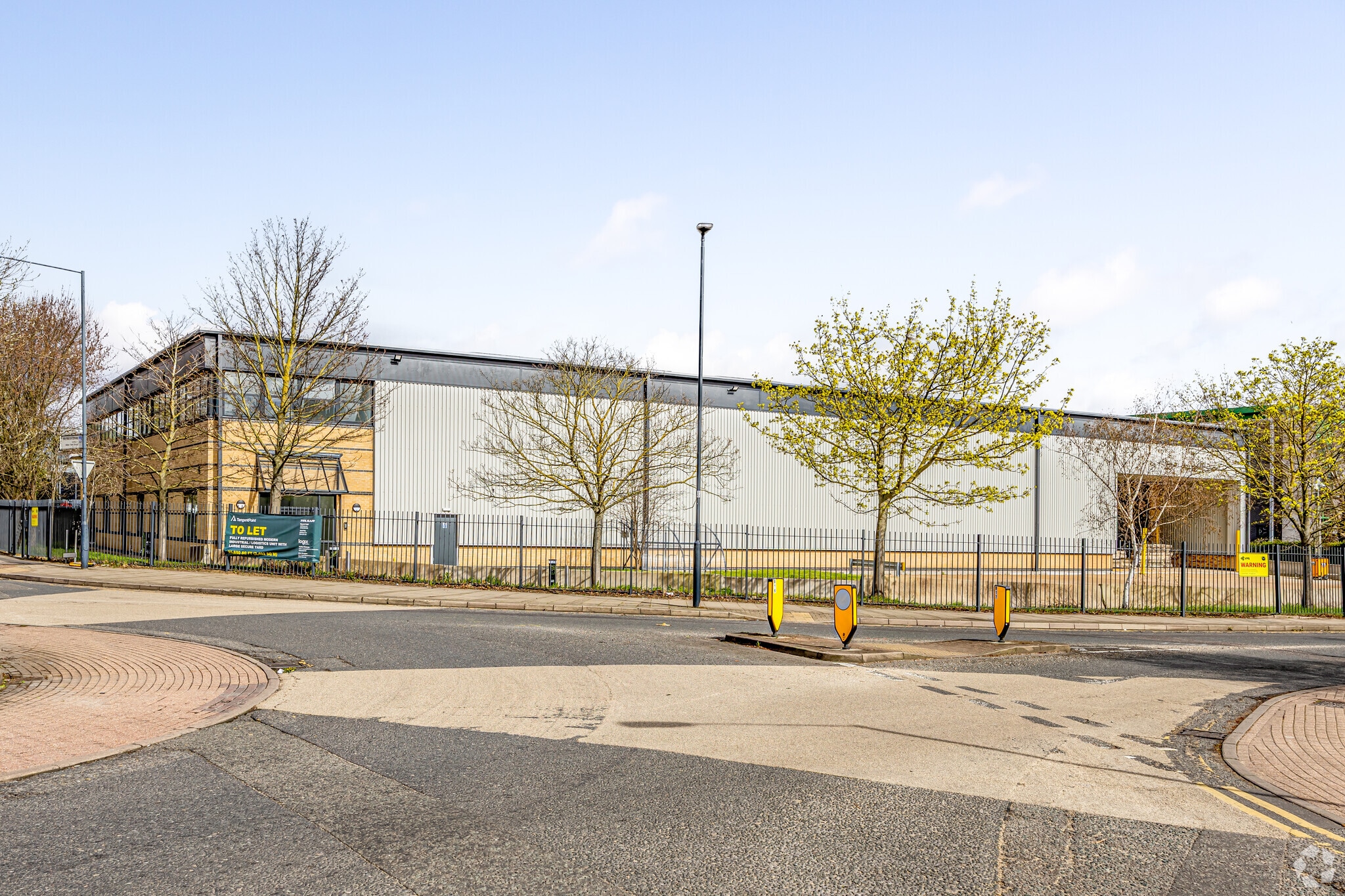 9 Central Way, London for lease Primary Photo- Image 1 of 6
