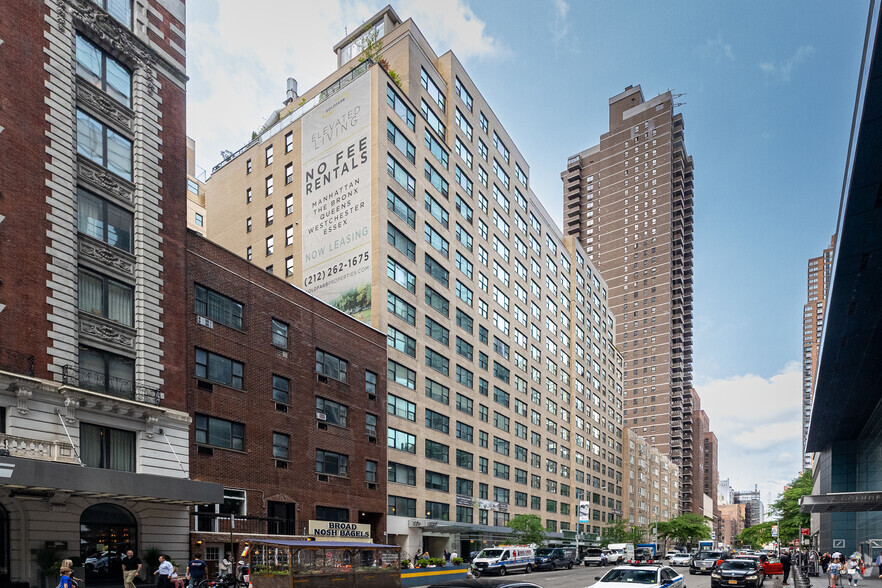 330 W 58th St, New York, NY for sale - Building Photo - Image 1 of 1