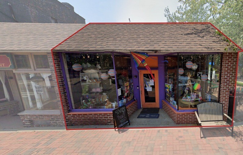 11 Village Plz, South Orange, NJ à louer - Photo du bâtiment - Image 2 de 3