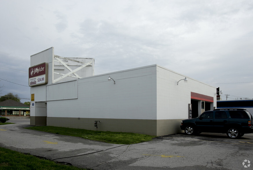 7760 N Lindbergh Blvd, Hazelwood, MO for lease - Building Photo - Image 3 of 3