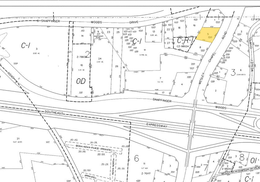 2545 Wesley Chapel Rd, Decatur, GA à louer - Photo du bâtiment - Image 2 de 8