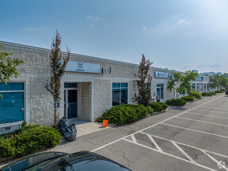 55 Frid St, Hamilton, ON à vendre - Photo du bâtiment - Image 3 de 10
