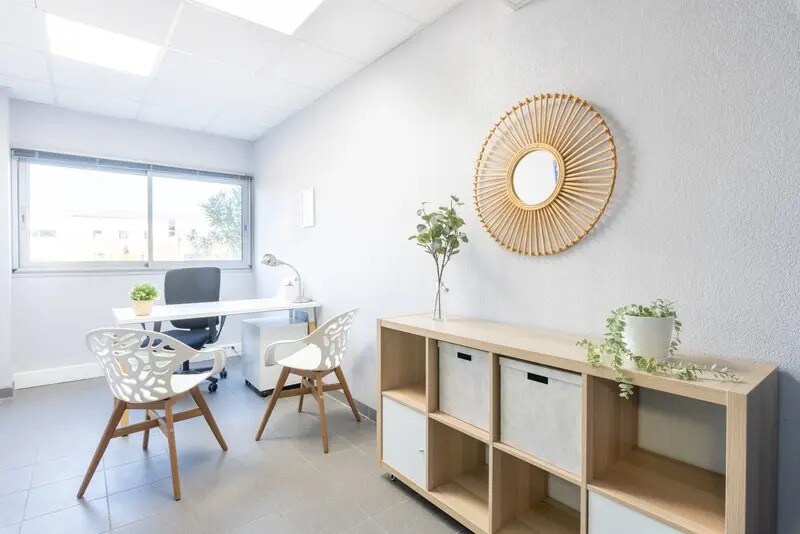 Office in Montpellier for lease Building Photo- Image 1 of 3