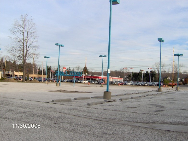 2120 Mentor Ave, Painesville, OH for lease - Building Photo - Image 2 of 2