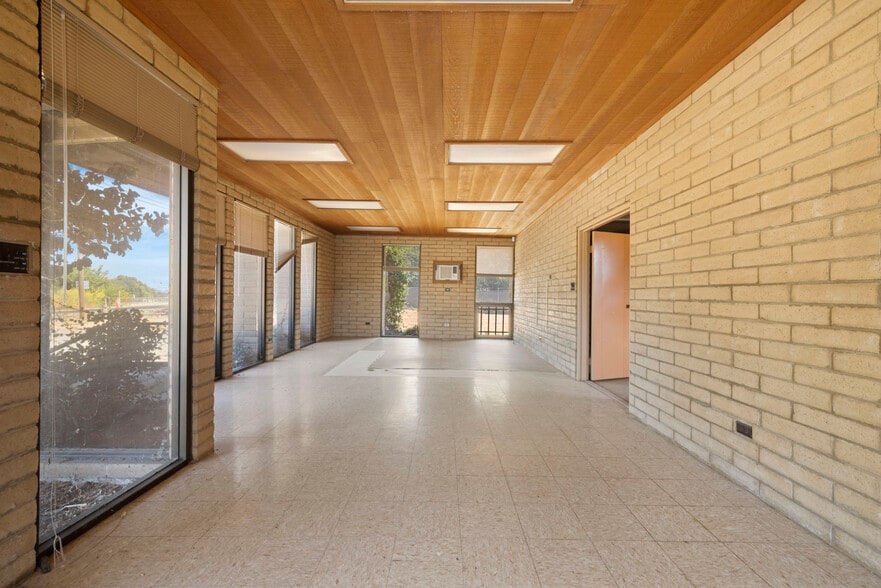 13971 River rd, Walnut Grove, CA for sale - Building Photo - Image 3 of 18