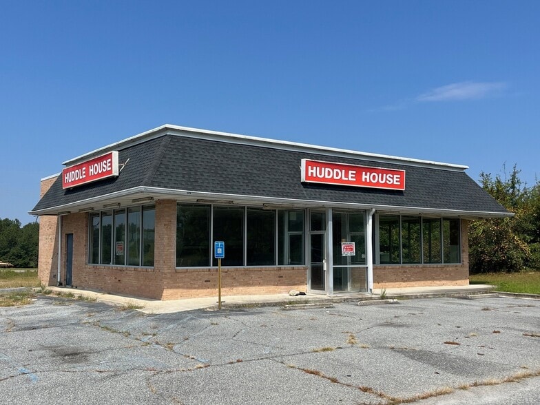 100 Highway 243, Gordon, GA for lease - Building Photo - Image 1 of 12
