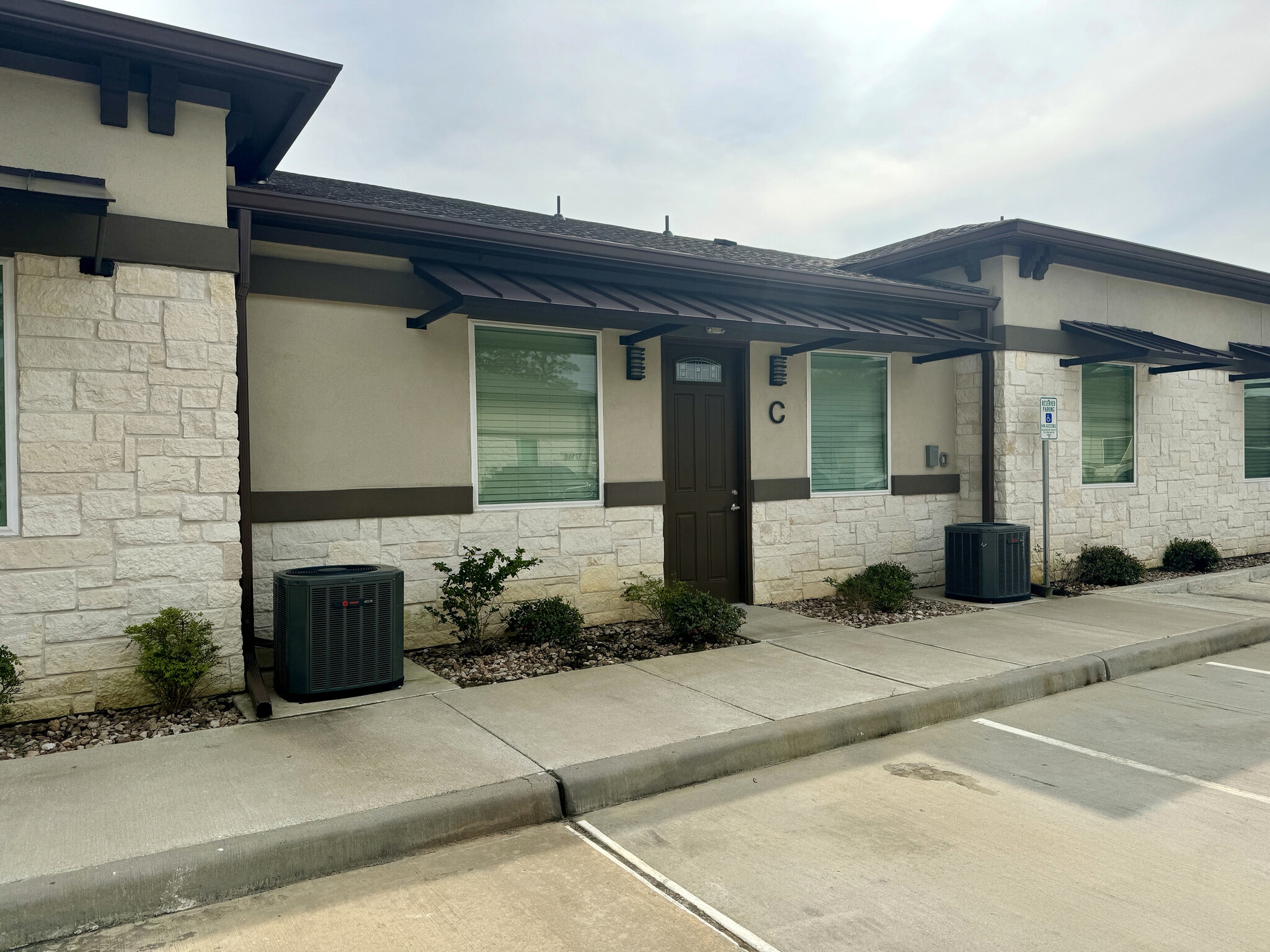 17134 N Eldridge Pkwy, Tomball, TX for lease Building Photo- Image 1 of 20