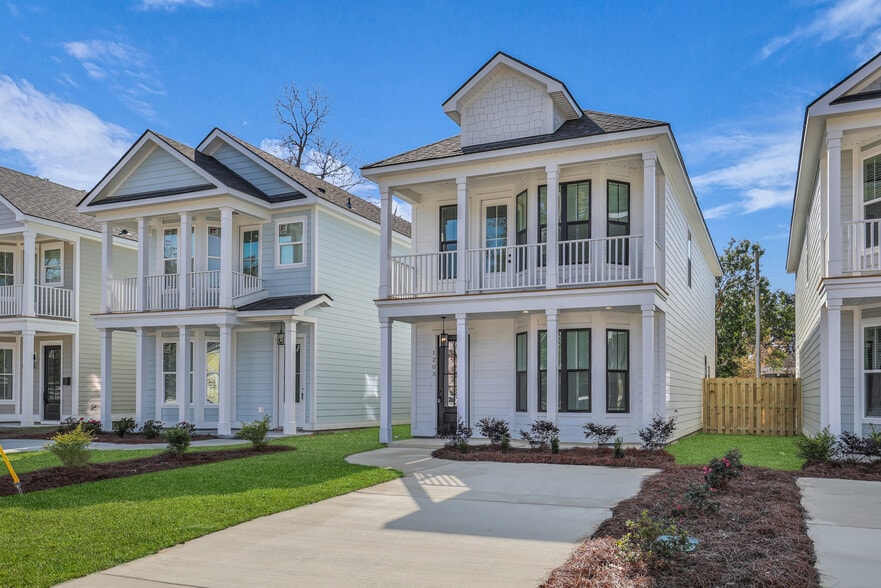 1203 E 34th St, Savannah, GA for sale - Primary Photo - Image 1 of 1