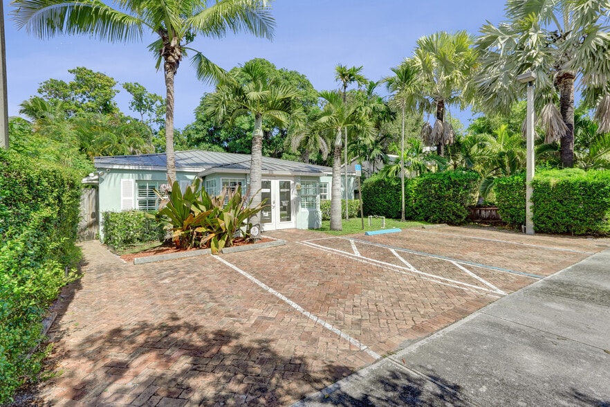 423 SE 19th St, Fort Lauderdale, FL for lease - Building Photo - Image 2 of 36