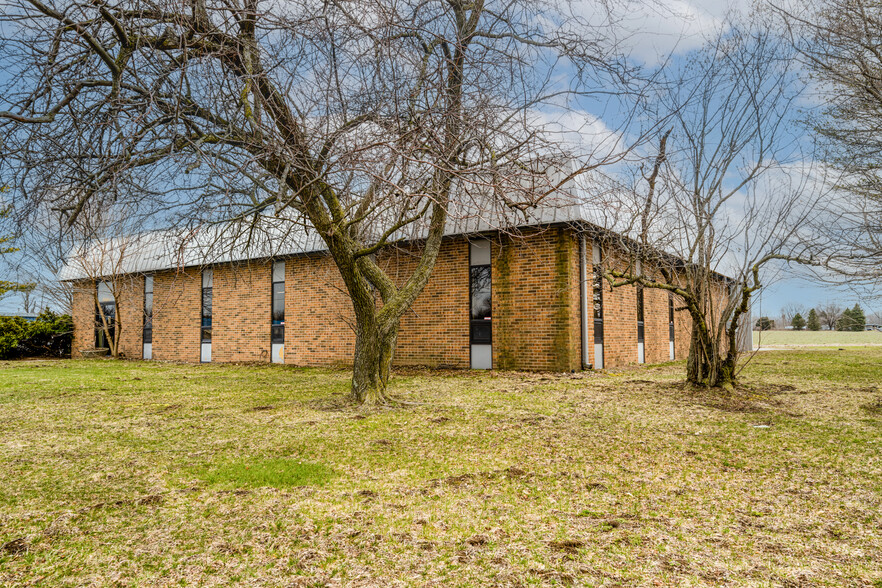 2077 Yore Ave, Benton Harbor, MI for sale - Primary Photo - Image 1 of 1