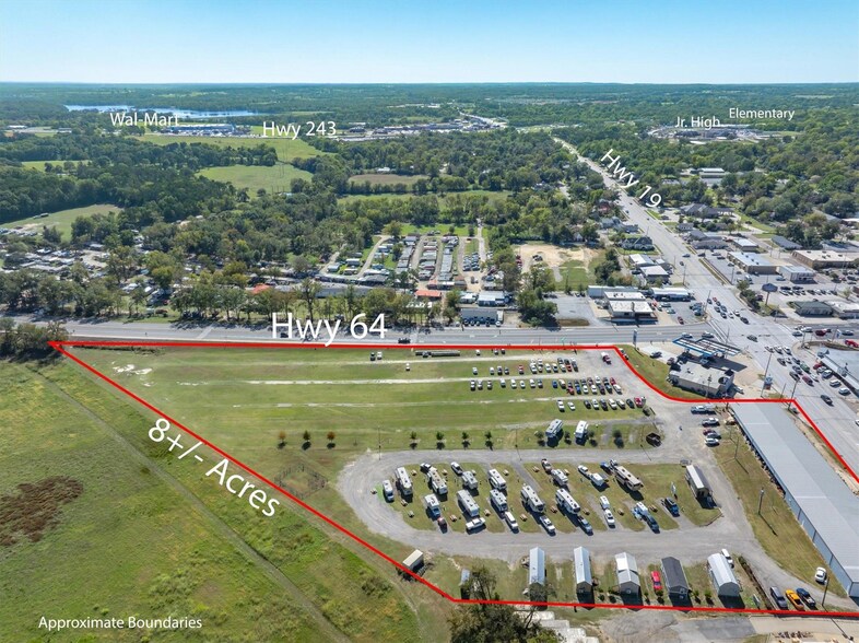 Canton Farmers Market and RV Park portefeuille de 2 propriétés à vendre sur LoopNet.ca - Photo du bâtiment - Image 3 de 28