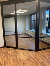 103 E State St, Mason City, IA à louer Photo intérieure- Image 2 de 7