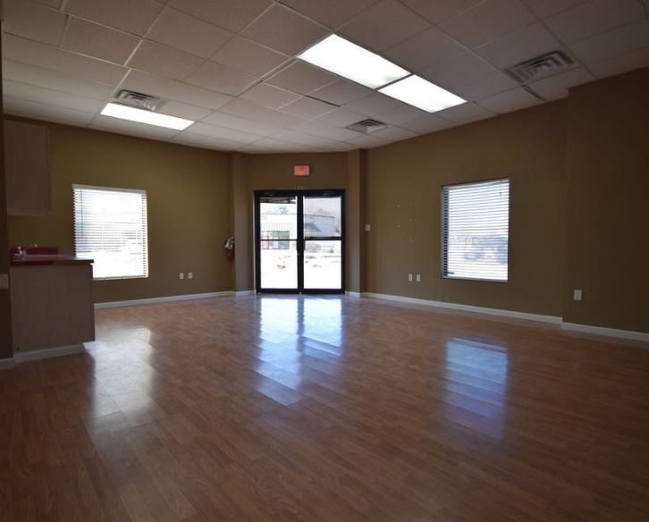 9222 Stagecoach Rd, Little Rock, AR for lease Interior Photo- Image 1 of 5