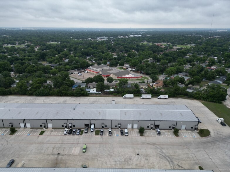 3488 E Long Ave, Fort Worth, TX for lease - Building Photo - Image 3 of 11