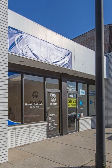5415 N Lincoln Ave, Chicago, IL à louer - Photo du bâtiment - Image 2 de 2