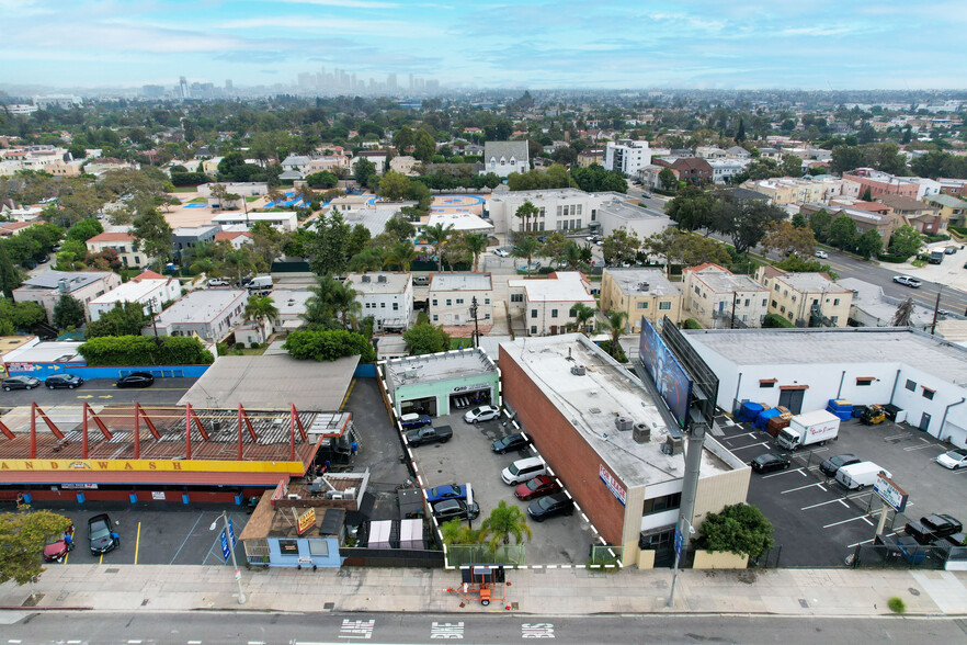 920 S La Brea Ave, Los Angeles, CA à vendre - Photo du bâtiment - Image 3 de 10