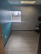 7220 N Lindbergh Blvd, Hazelwood, MO à louer Photo intérieure- Image 2 de 4