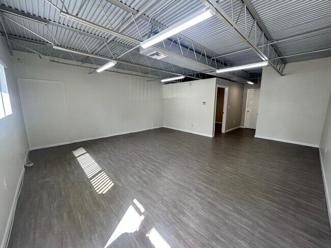 More details for 6225 Johnson St, Hollywood, FL - Office/Retail for Lease