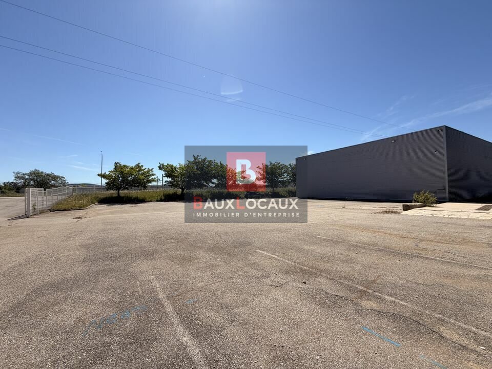 Flex in Montélimar for lease Building Photo- Image 1 of 7